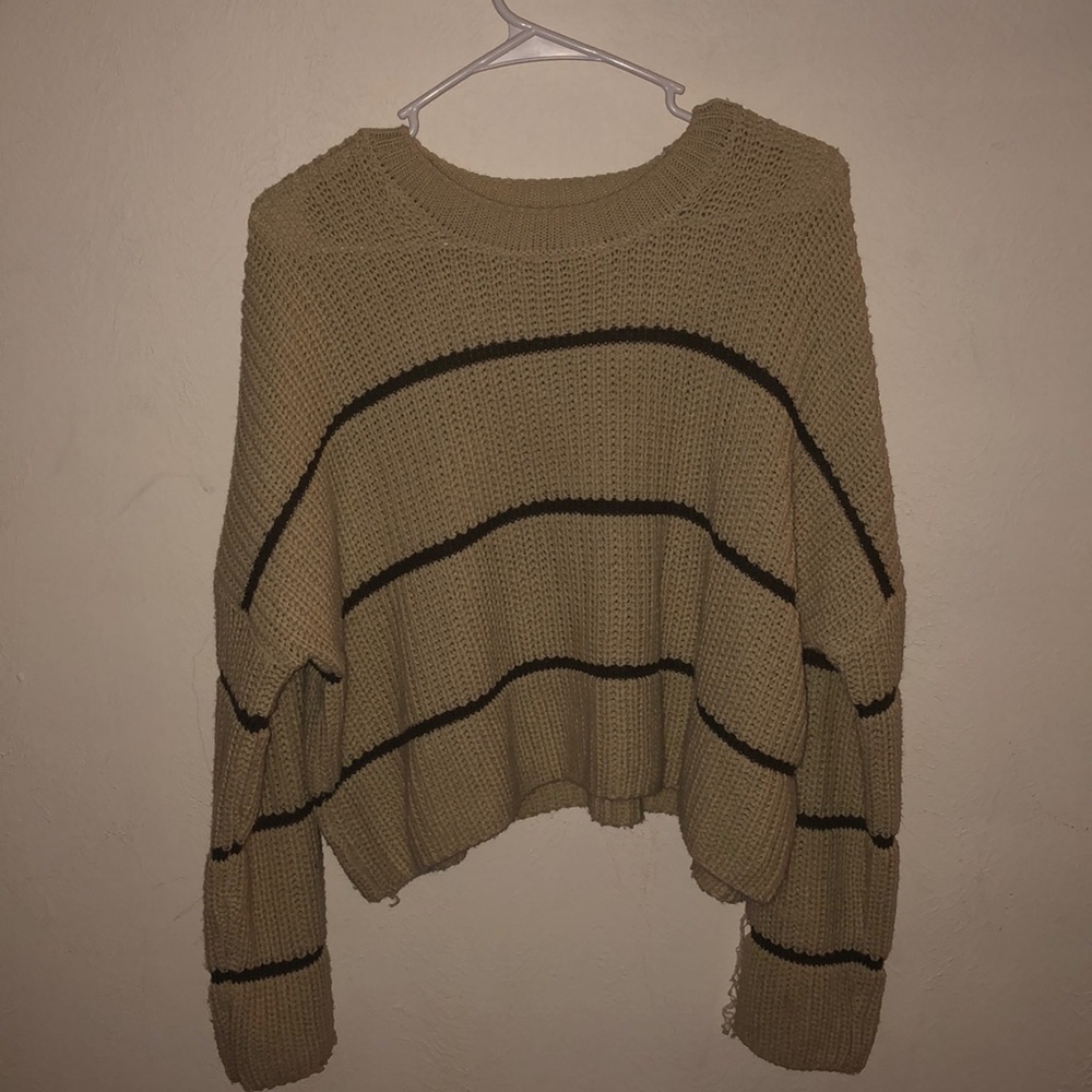 Crop top striped sweater